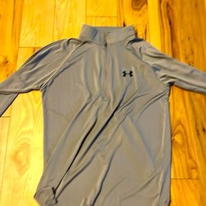 Mens 1/2 zipper long sleeve Under Armour tee shirt